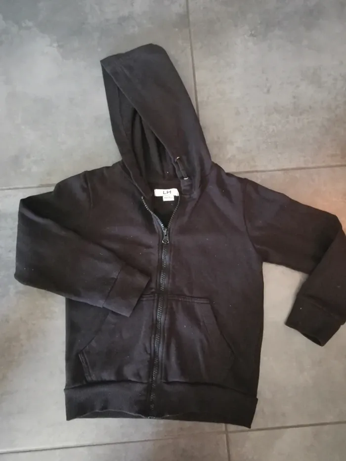 Veste sweat capuche