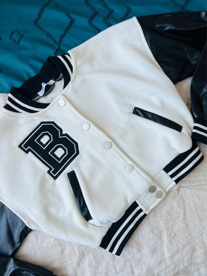 Petit blouson Teddy - avec manches en simili cuir - photo numéro 2