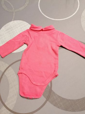 Lot 3 bodies ML à col