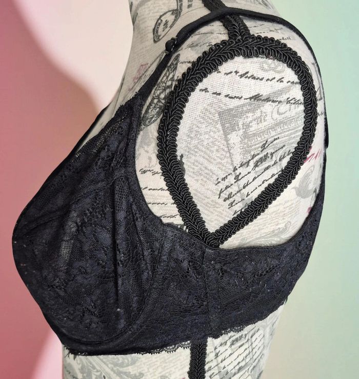 Soutien gorge - photo numéro 2