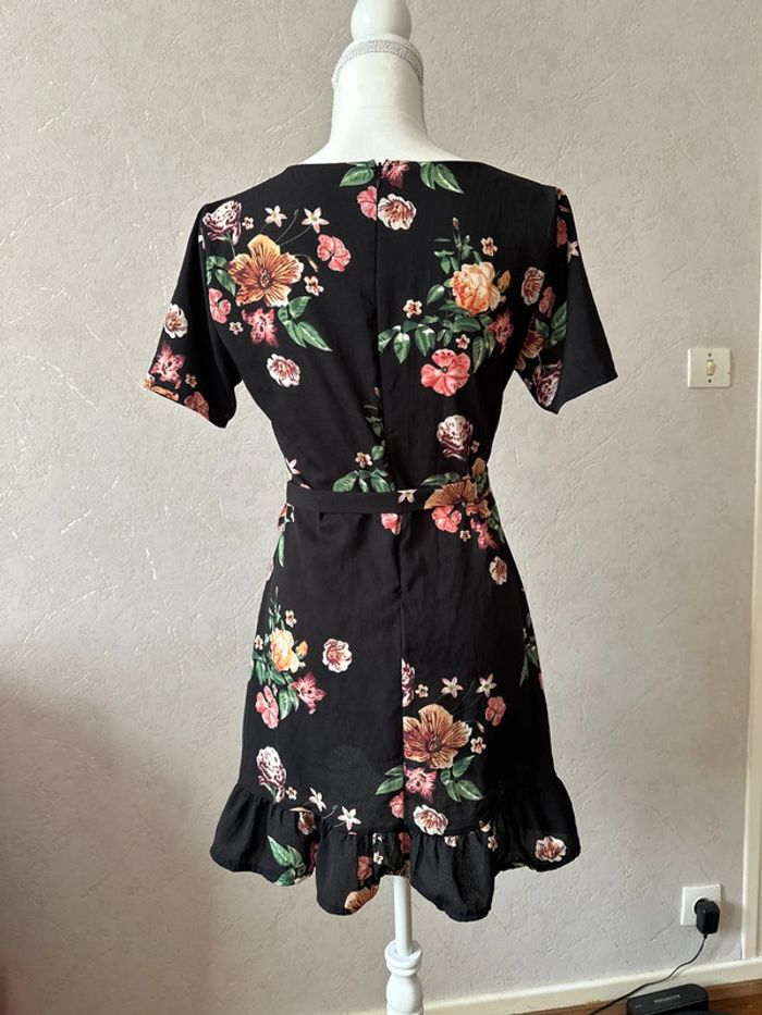 Robe taille 38 - photo numéro 2