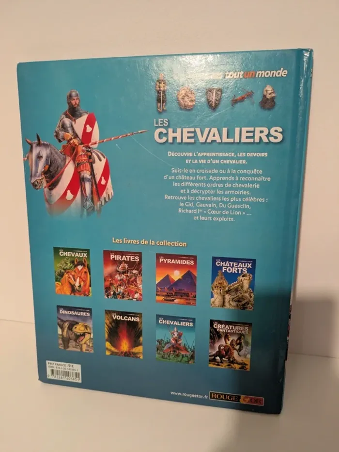 Livre Les chevaliers tout un monde - photo numéro 2