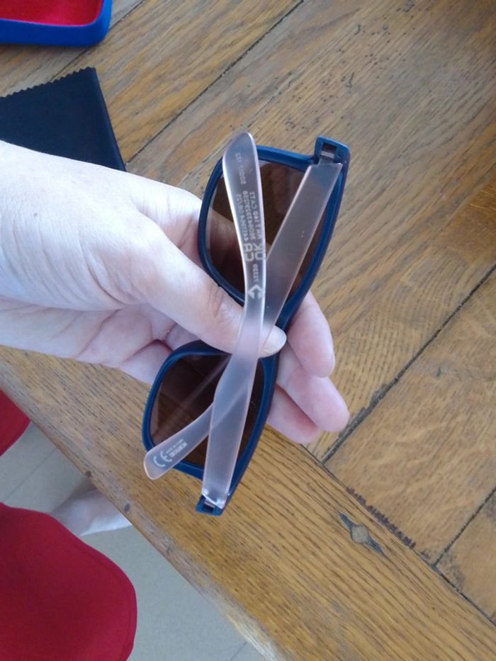 Paire de lunettes + boîte a lunette Rayban. - photo numéro 4
