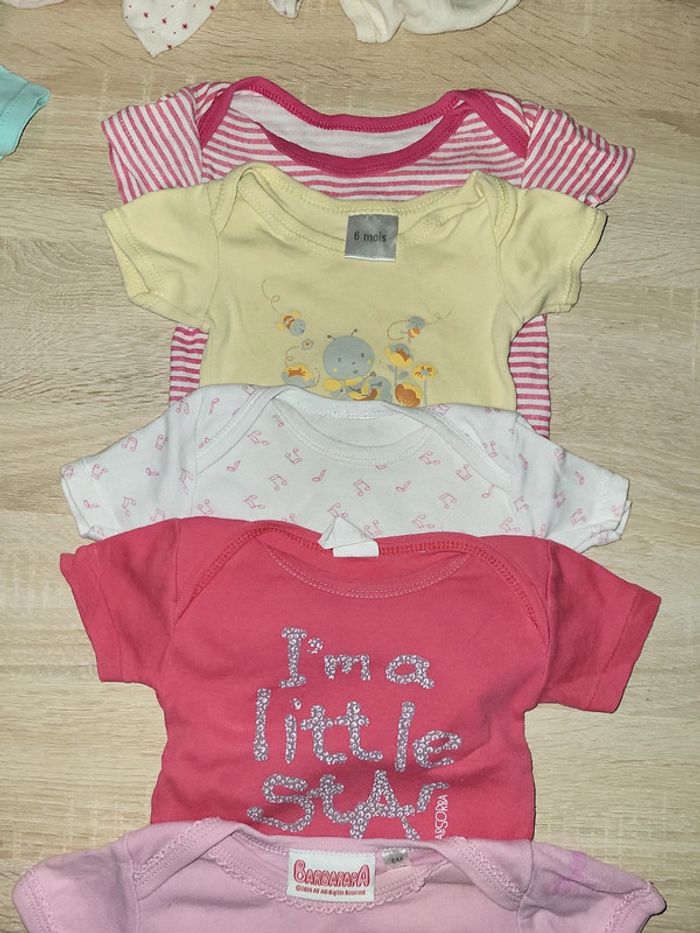 Bodies 6 mois - photo numéro 2