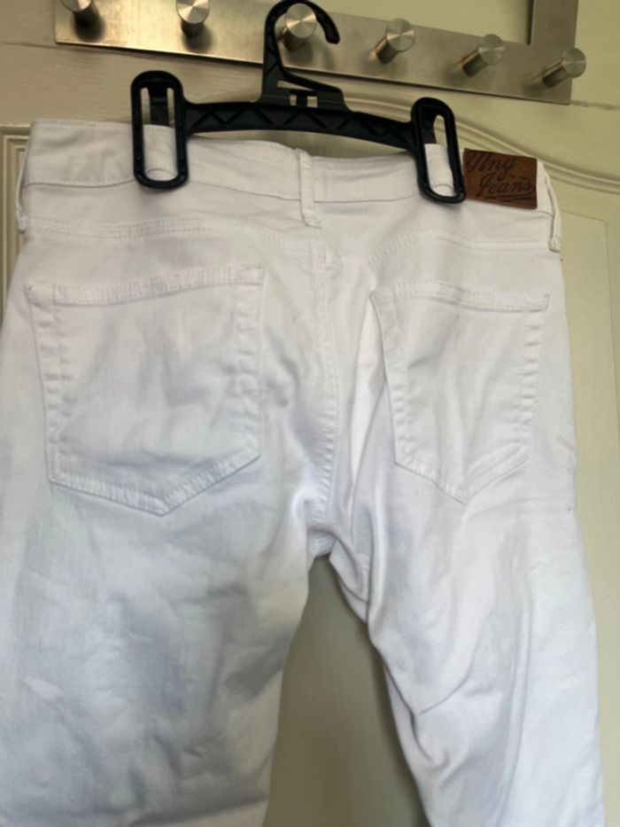 Jean troué Mango taille 36 - photo numéro 5