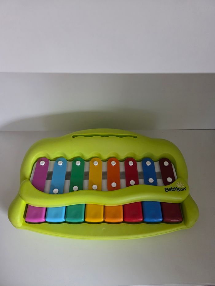 Piano/Xylophone musical 2-en-1 BabySun (Éveil musical) - en bon état