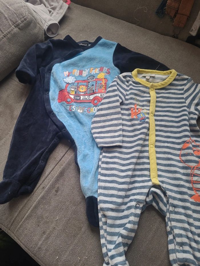 2 pyjamas garçon