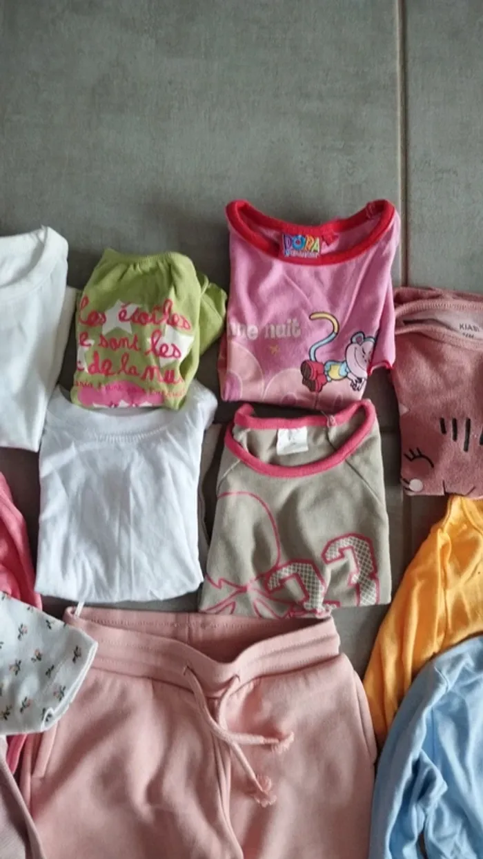 Lot de 14 vêtements enfant fille 24 mois 2 ans - photo numéro 4
