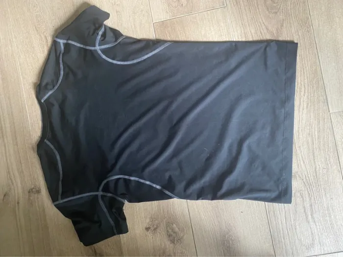 T-shirt sport - photo numéro 3