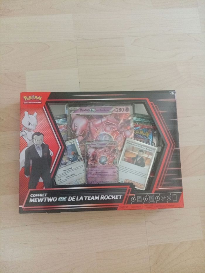 Coffret pokémon Mewtoo ex de la team Rocket neuf