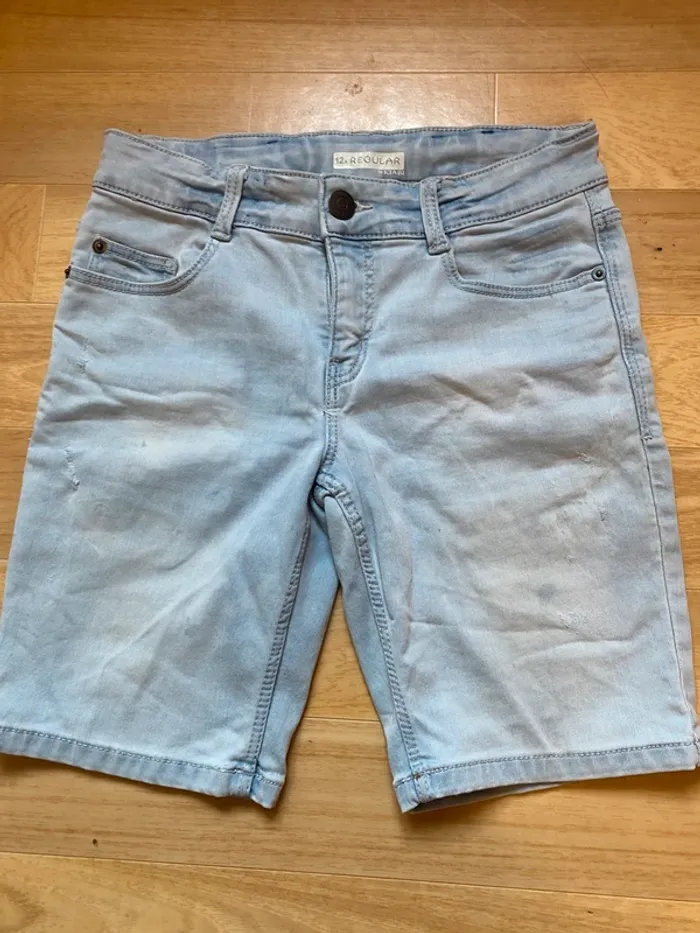 Bermuda en jean garçon taille 12 ans