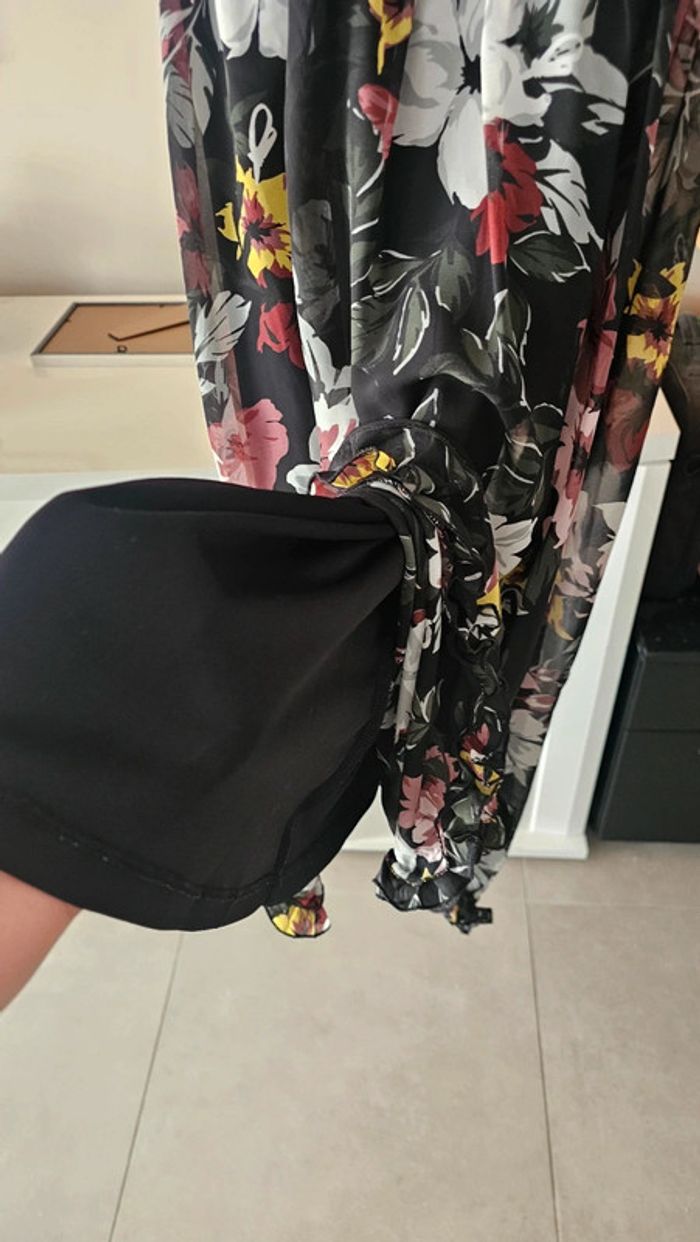 Magnifique robe fleuri Only - photo numéro 4