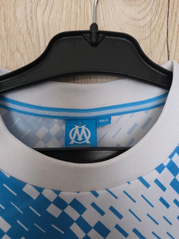 TEE-SHIRT OLYMPIQUE MARSEILLE DROIT AU BUT TAILLE 1O ANS - photo numéro 4