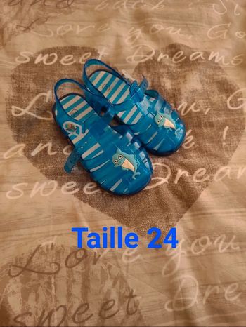 Chaussure d eau taille 24