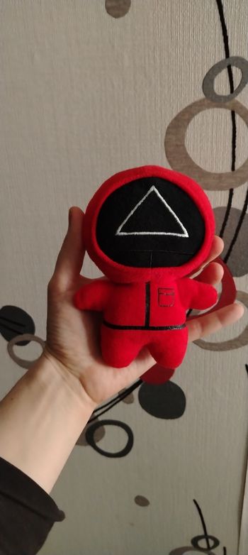 Peluche squid game 