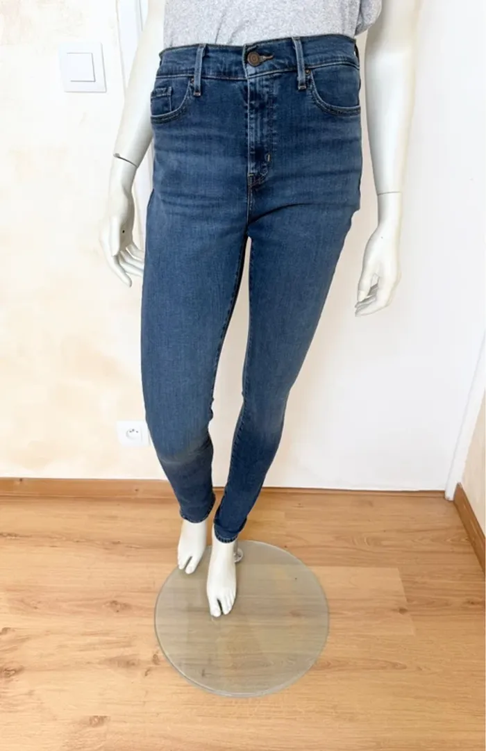 Jean Levi’s 311 Shaping Skinny – Taille 28/32 – bleu denim – Neuf avec étiquette - photo numéro 13