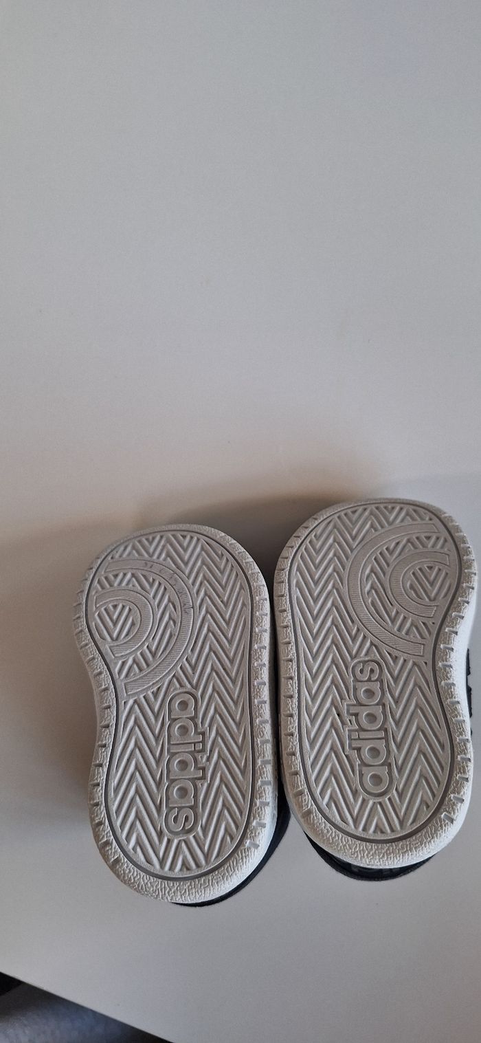 Baskets montantes neuves - photo numéro 4