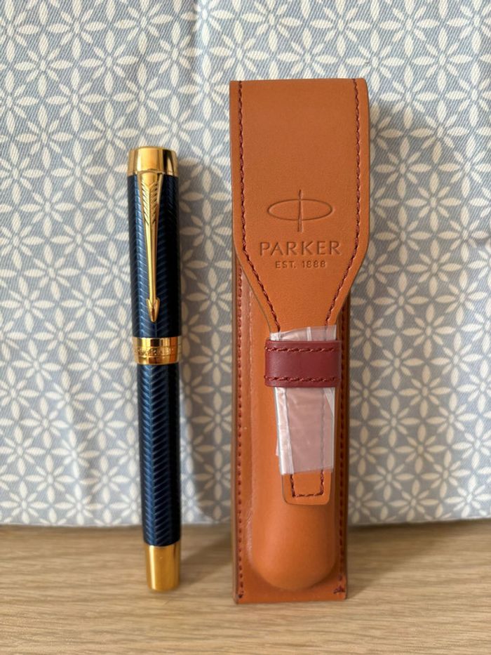Coffret Stylo Bille "Prestige Blue Chevron GT Duofold + Etui Cuir" - photo numéro 4