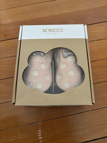 Chaussons cuir 30/31 motifs fleurs 