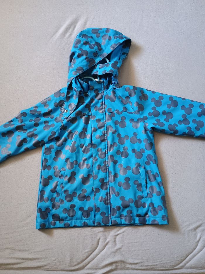 Veste de pluie taille 5 ans