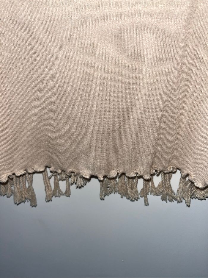 Joli top beige - photo numéro 2