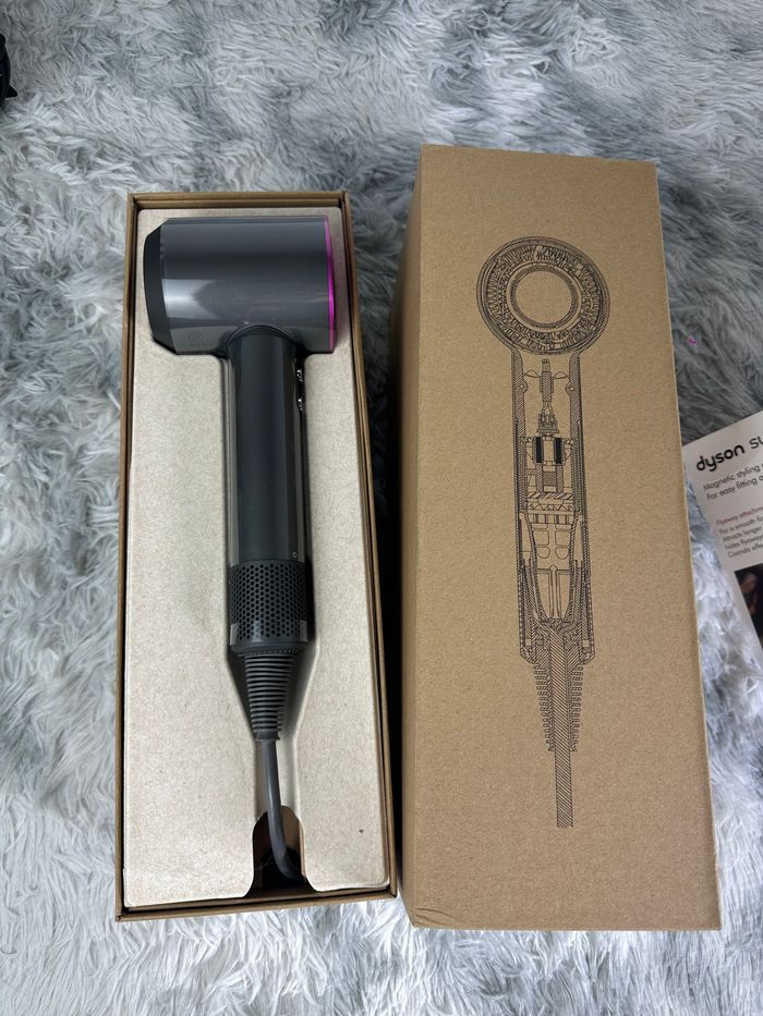 Sèche-cheveux Dyson - photo numéro 2