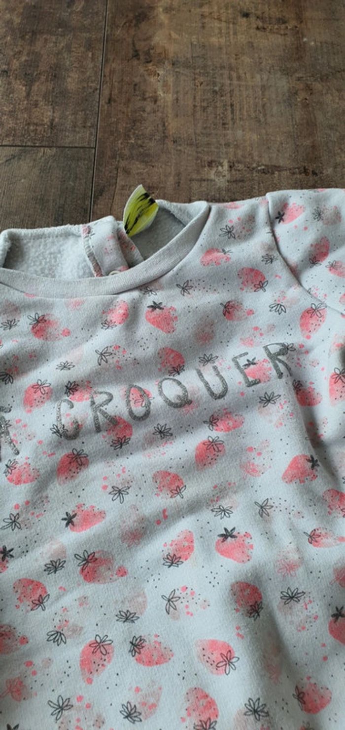 Pantalon tao 24 mois en très bon état - photo numéro 2