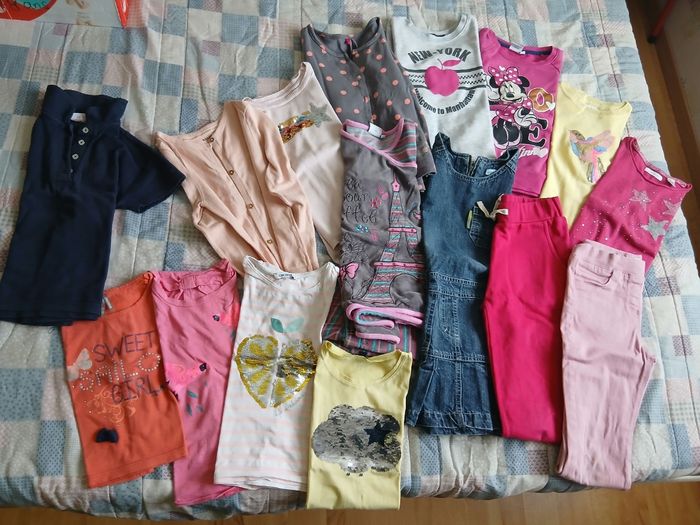 Lot de vêtements fille 6 ans - photo numéro 4
