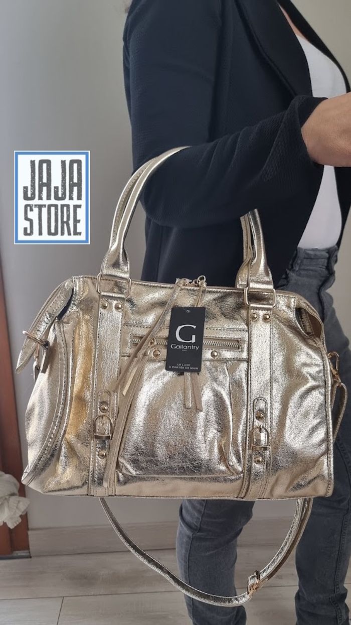 Grand sac à main doré brillant (cours, ville)idéal St Valentin💖