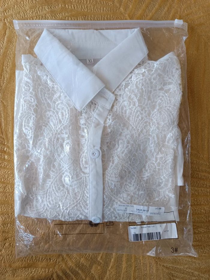 Chemisier blanc XL - photo numéro 5