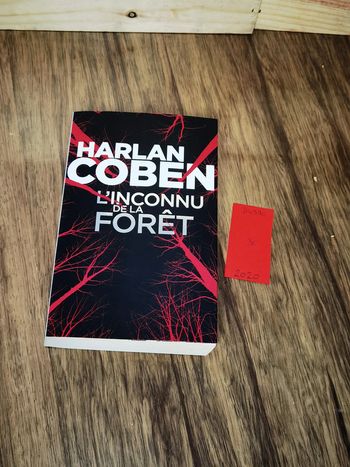 D4310 - Livre "l'inconnu de la forêt" d'Harlan Coben