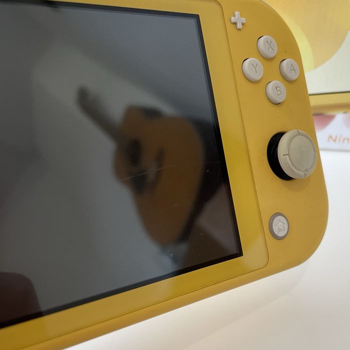 Nintendo Switch Lite - photo numéro 5