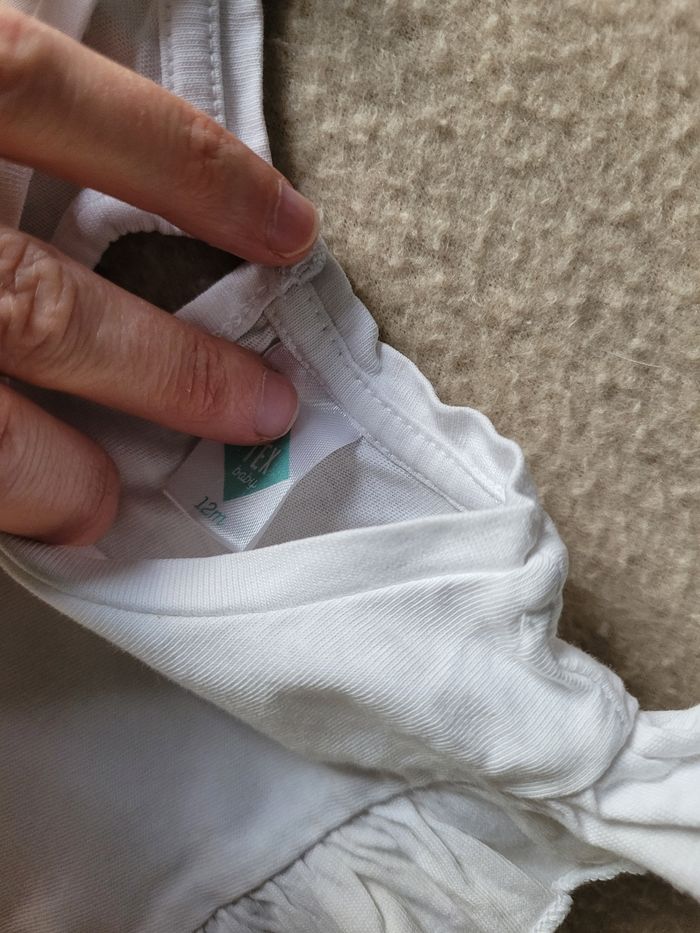 T-shirt tex 12 mois - photo numéro 4