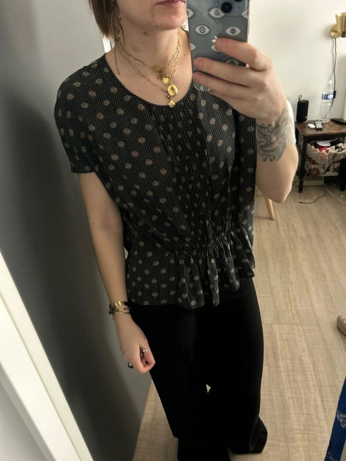 Haut en soie gris taille s