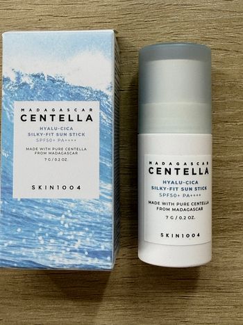 Skin1004 Crème solaire Sunscreen Stick centella