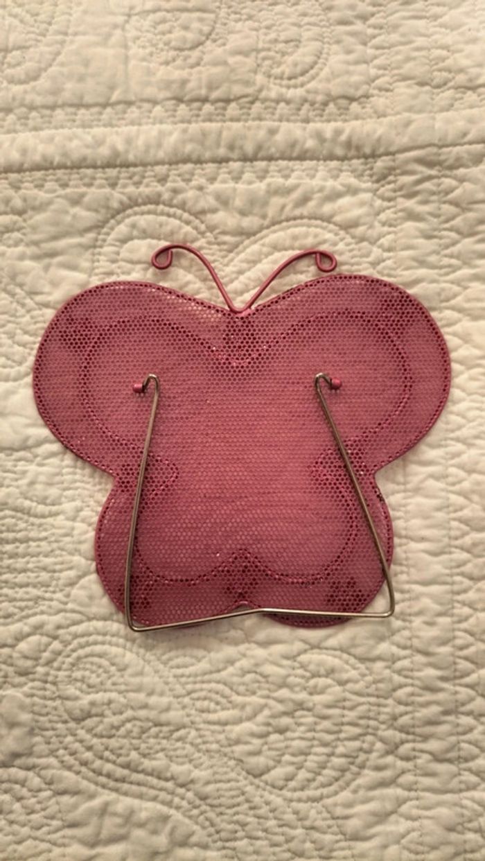 Support de boucles d'oreilles - papillon rose - photo numéro 3