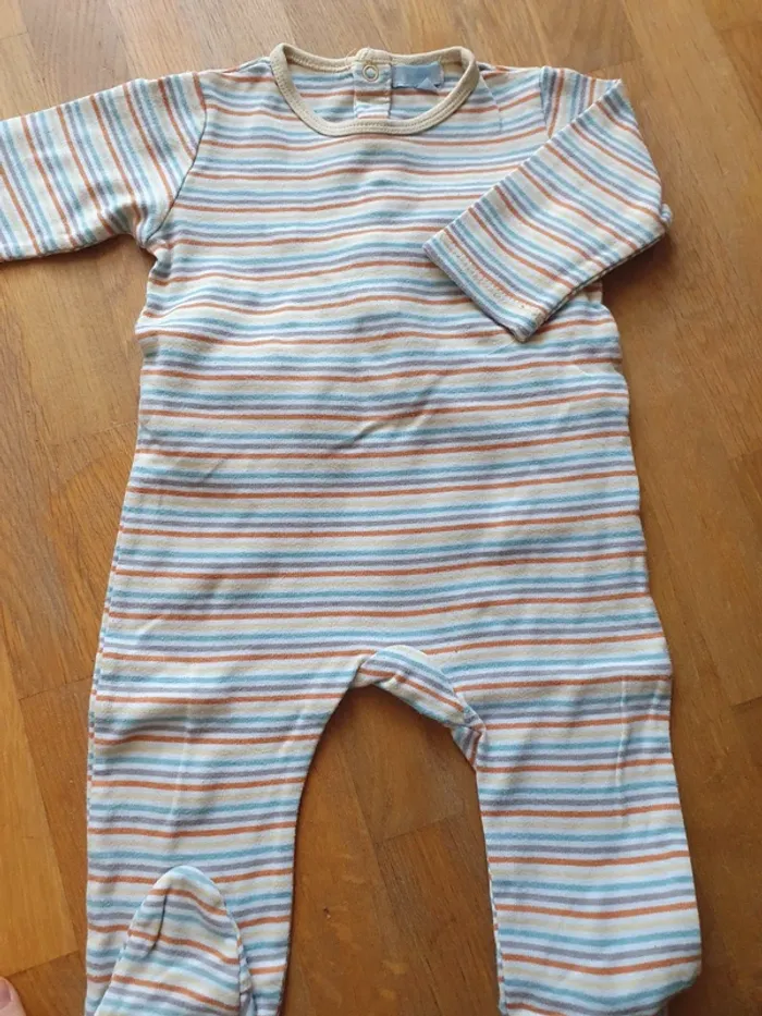 Pyjama - photo numéro 2