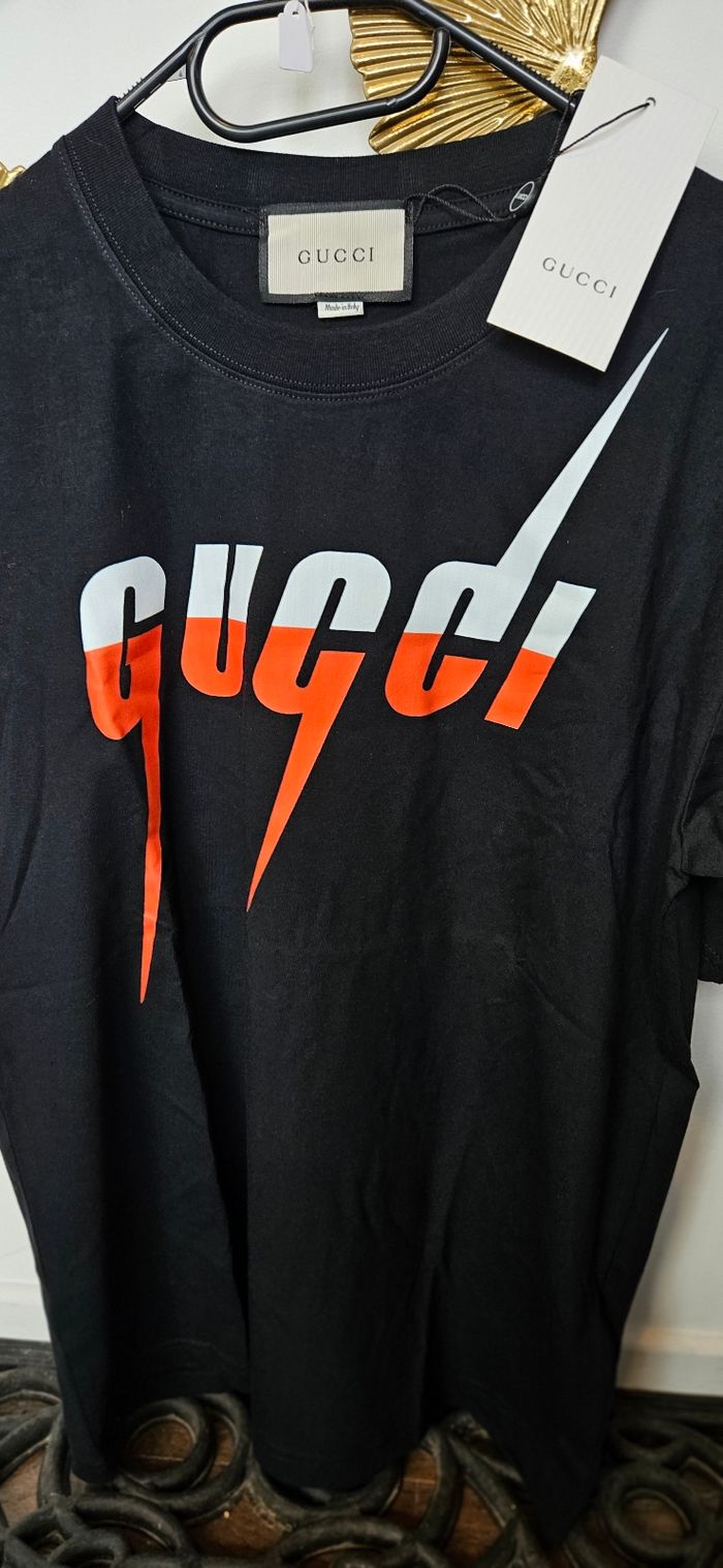 T-shirt Gucci neuf - photo numéro 2