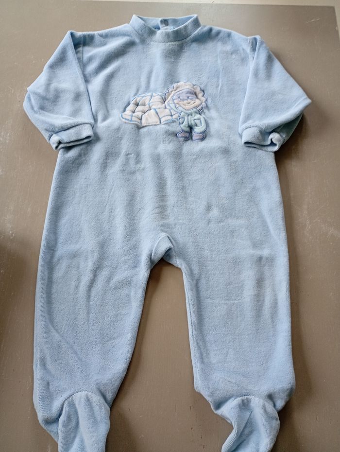 Lot Pyjamas 9/12 mois - photo numéro 2