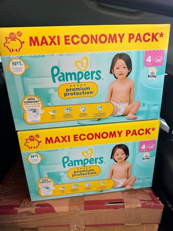 Couches Pampers premium T4