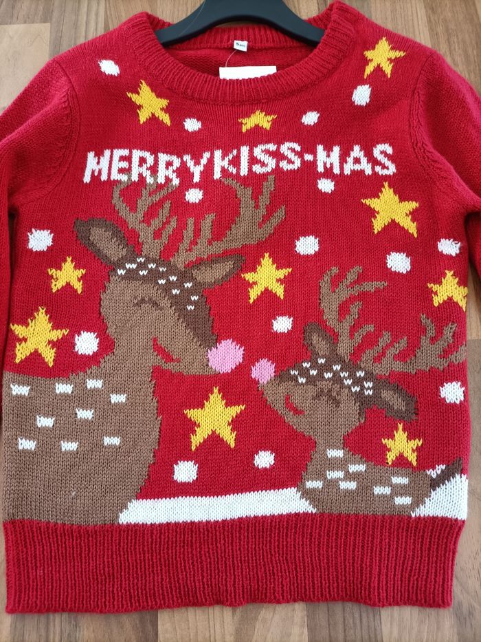 Pull de Noël neuf rennes 5 ans - photo numéro 4