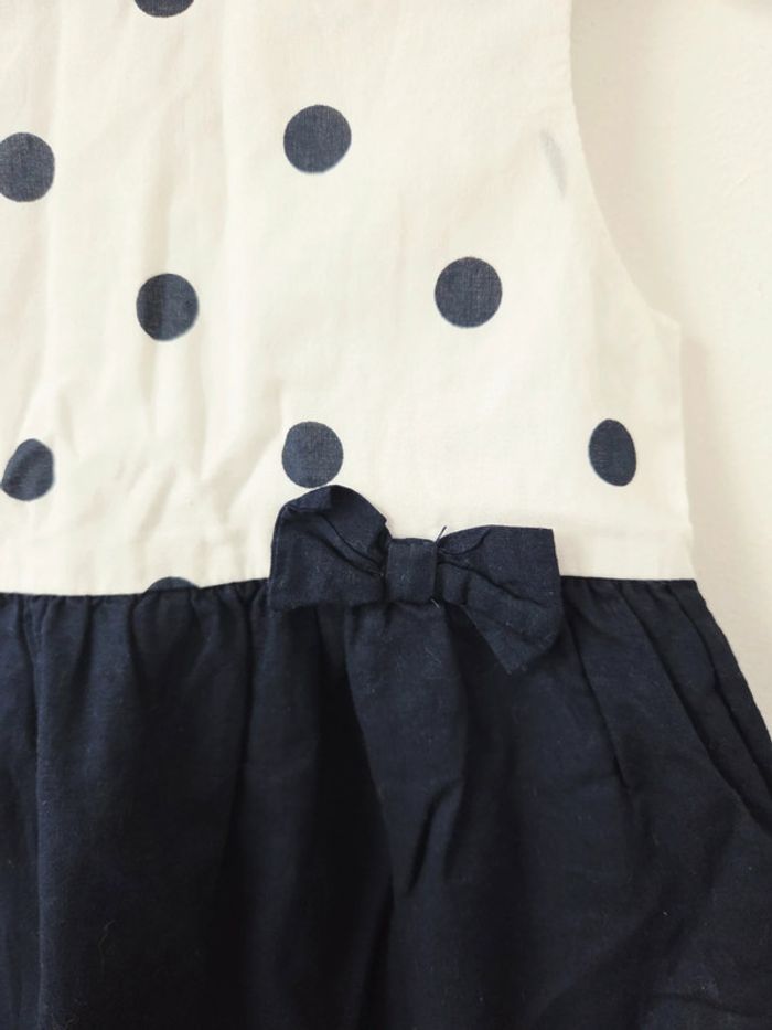 Belle robe Kiabi 9 mois - photo numéro 2