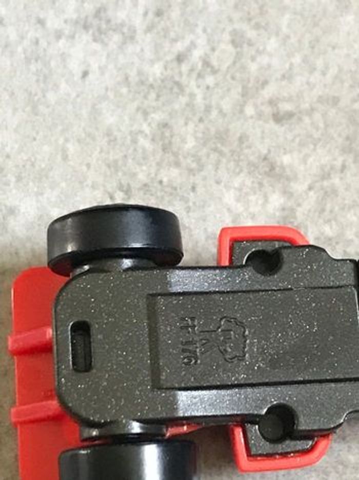 petite voiture kinder mattel rouge orange très bon état - photo numéro 4
