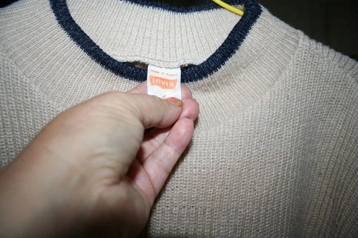 🌸"Levi’s " Pull laine Taille 34 ou 14 ans mixte " #madeinfrance 🌸 - photo numéro 3