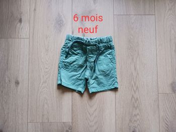Short Tape à l'Oeil 6 mois neuf