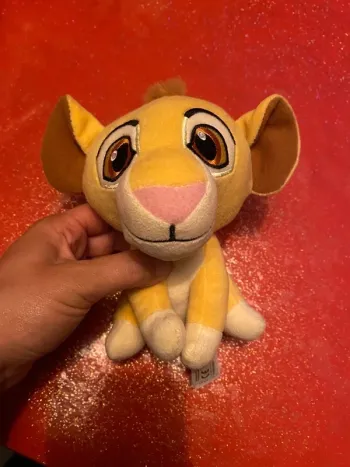 Peluche Simba le roi lion Disney