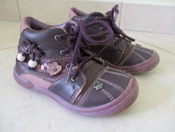 Chaussures montantes Magic Star – Pointure 24