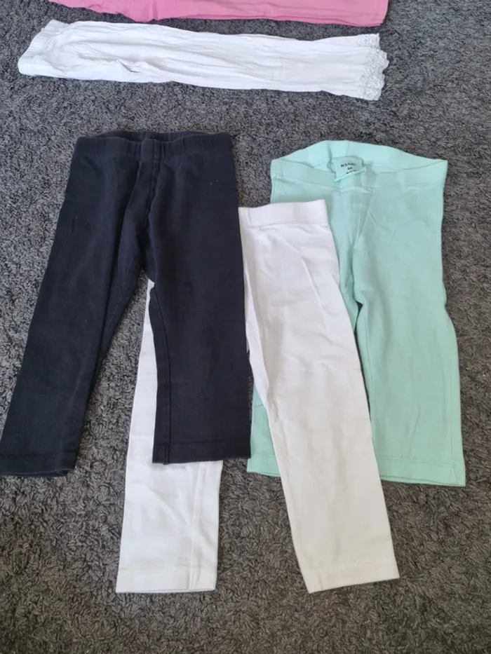 Lot de 5 leggings 3 courts et 2 longs 4 ans - photo numéro 2