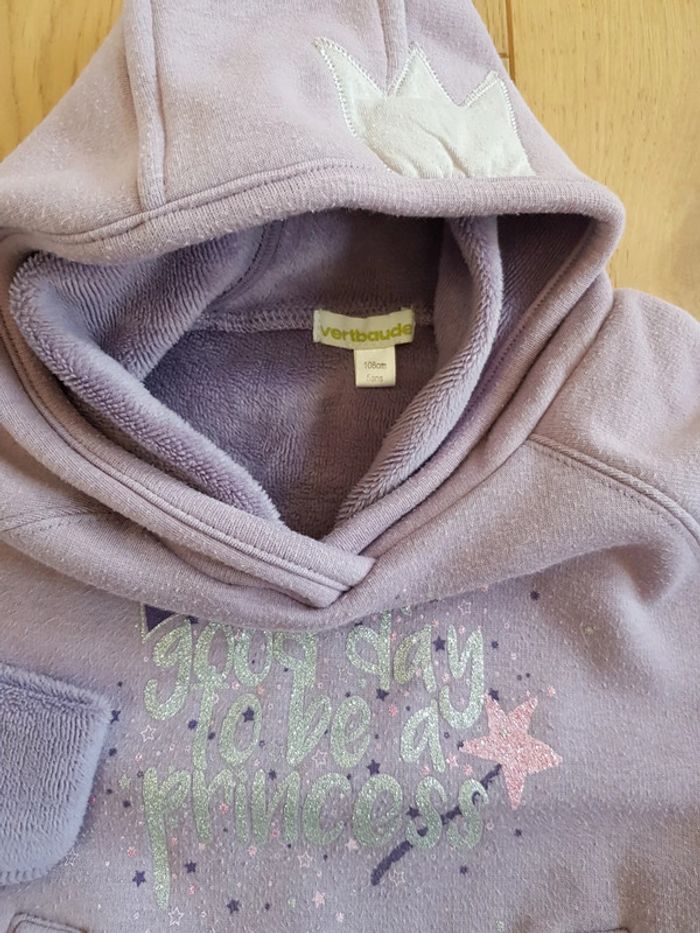Joli sweat à capuche 5 ans - photo numéro 3