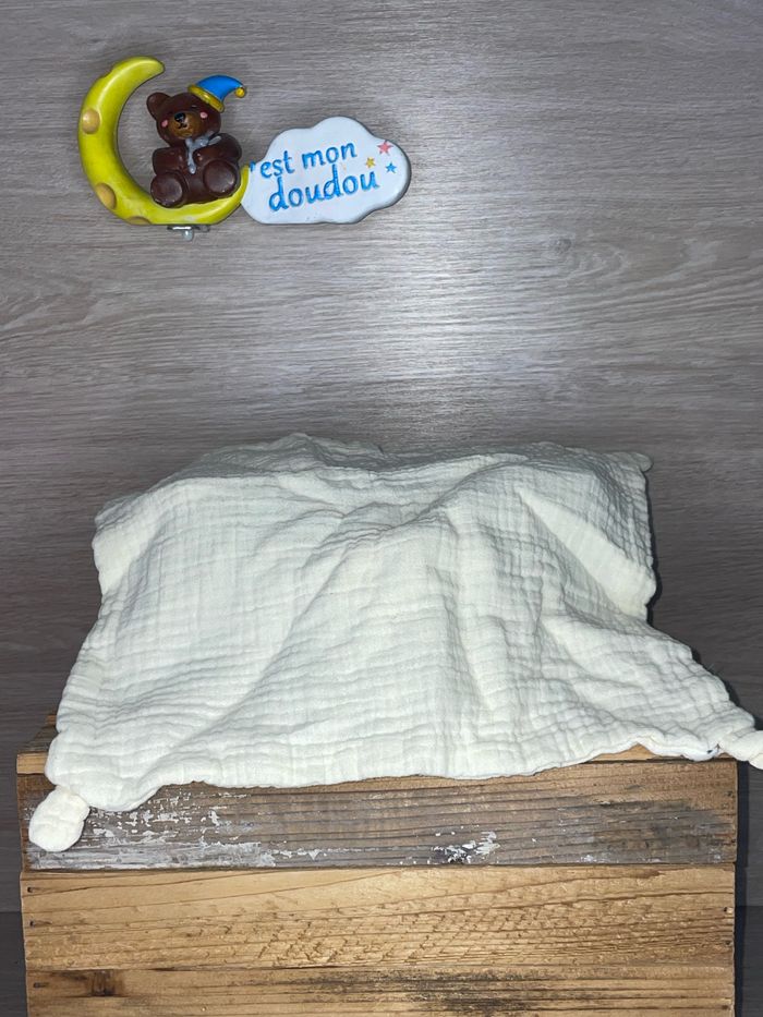 NIC635 doudou lapin 🐰 nicotoy - photo numéro 2